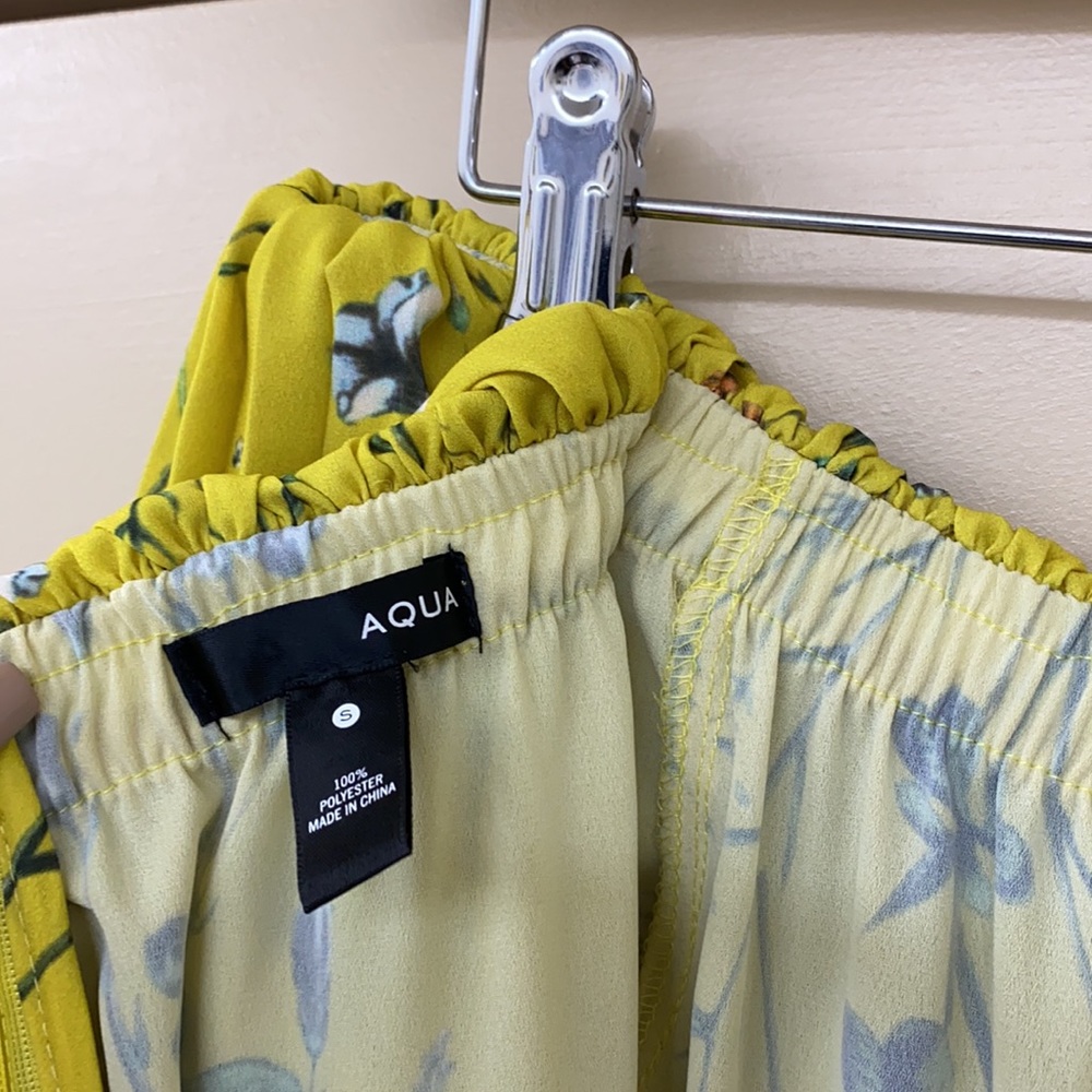 AQUA Pleated Tiered Maxi Dress - Picture 4 of 6